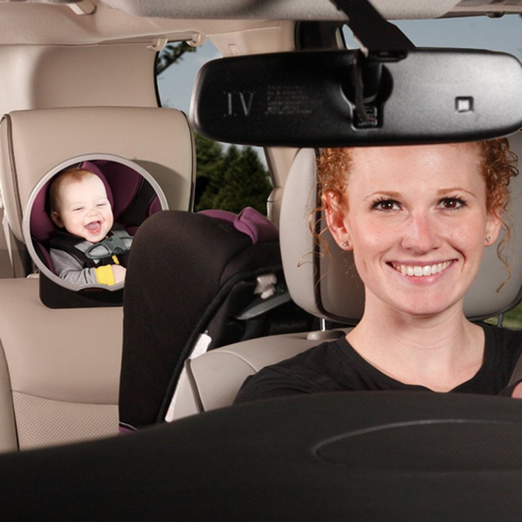 Qué accesorios son recomendables tener en el auto cuando llevo a mi bebé? -  Mega Baby