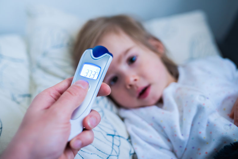 ¿Cómo aliviar la fiebre del bebé? - Mega Baby - Consejos y artículos - A Partir De Cuanta Fiebre Hay Que Ir Al Hospital