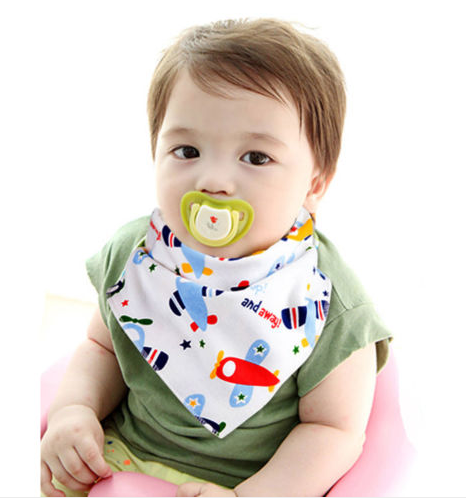 Novedosos babero bandana para que tu bebé esté a la - Mega Baby - Consejos para el cuidado del y maternidad