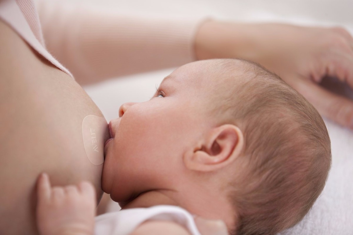 Usa protectores de pezoneras y cuida tus senos y pezones en la lactancia -  Mega Baby